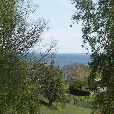 Traumblick Sellin: Spacious Beachside Apartment with Pool and Sauna Goehren  Exterior photo