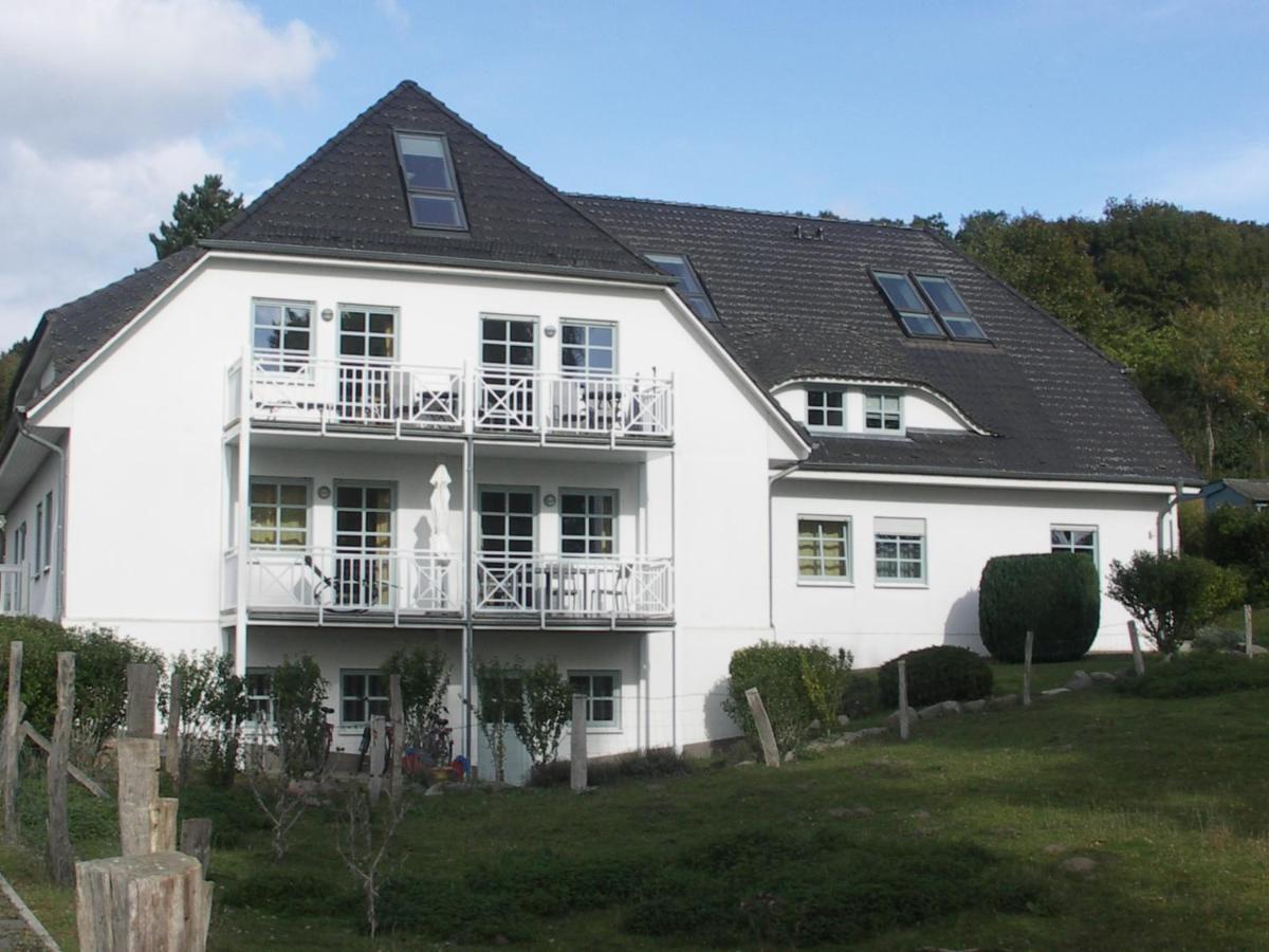 Traumblick Sellin: Spacious Beachside With Pool And Sauna *