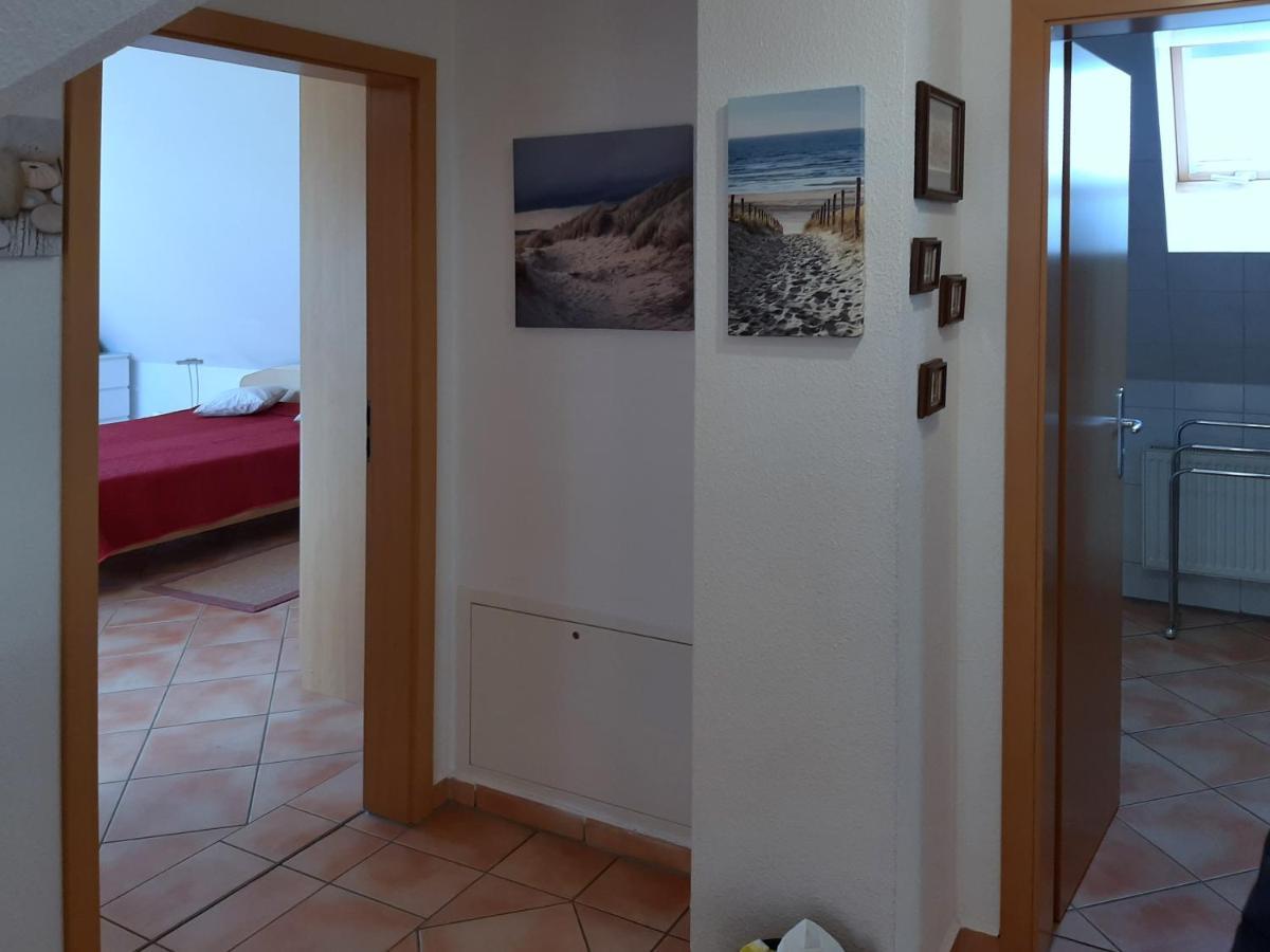 Apartment Traumblick Sellin: Spacious Beachside With Pool And Sauna Goehren (Ruegen)