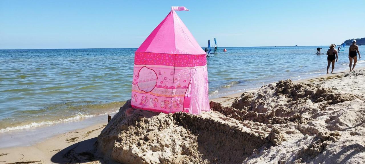 Traumblick Sellin: Spacious Beachside With Pool And Sauna